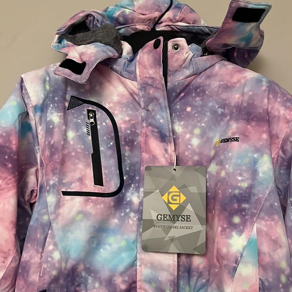 Jacket - Picture 2 of 11